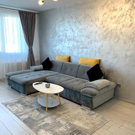 Victoriei Boulevard Private Apartment บราชอฟ ภายนอก รูปภาพ