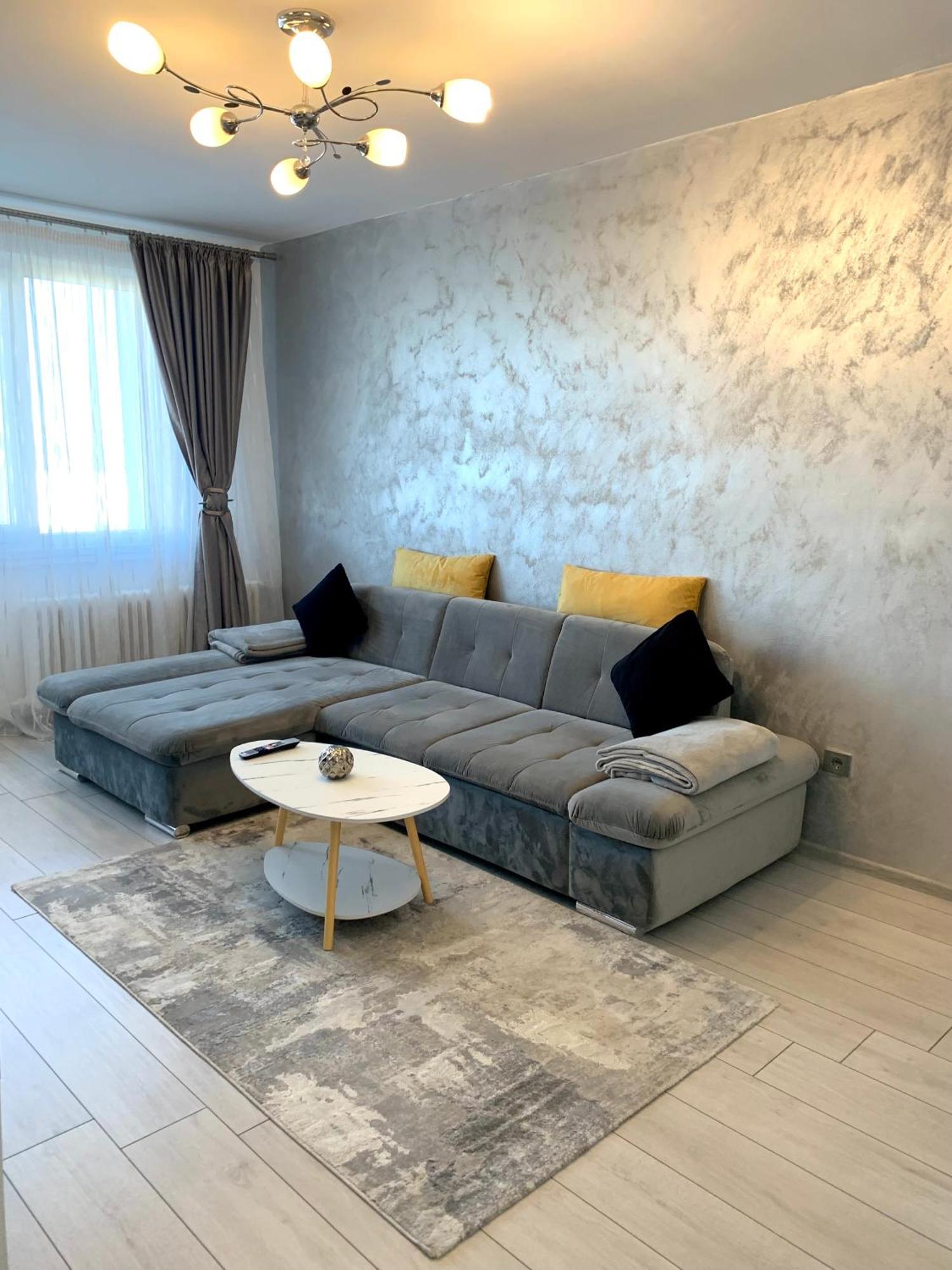 Victoriei Boulevard Private Apartment บราชอฟ ภายนอก รูปภาพ
